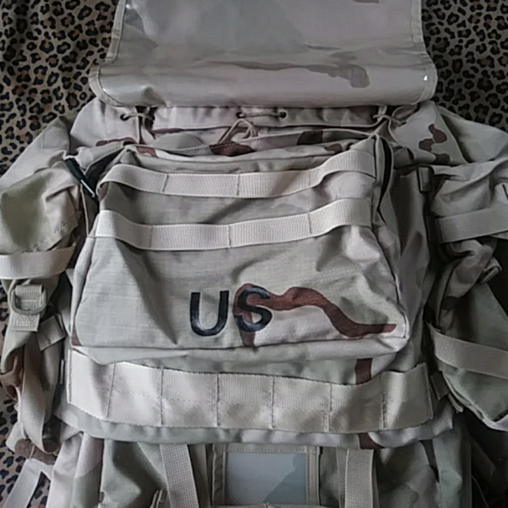 NWOT RARE AUTHENTIC MOLLE II RIFLEMAN RUCKSACK TRI - Picture 5 of 8